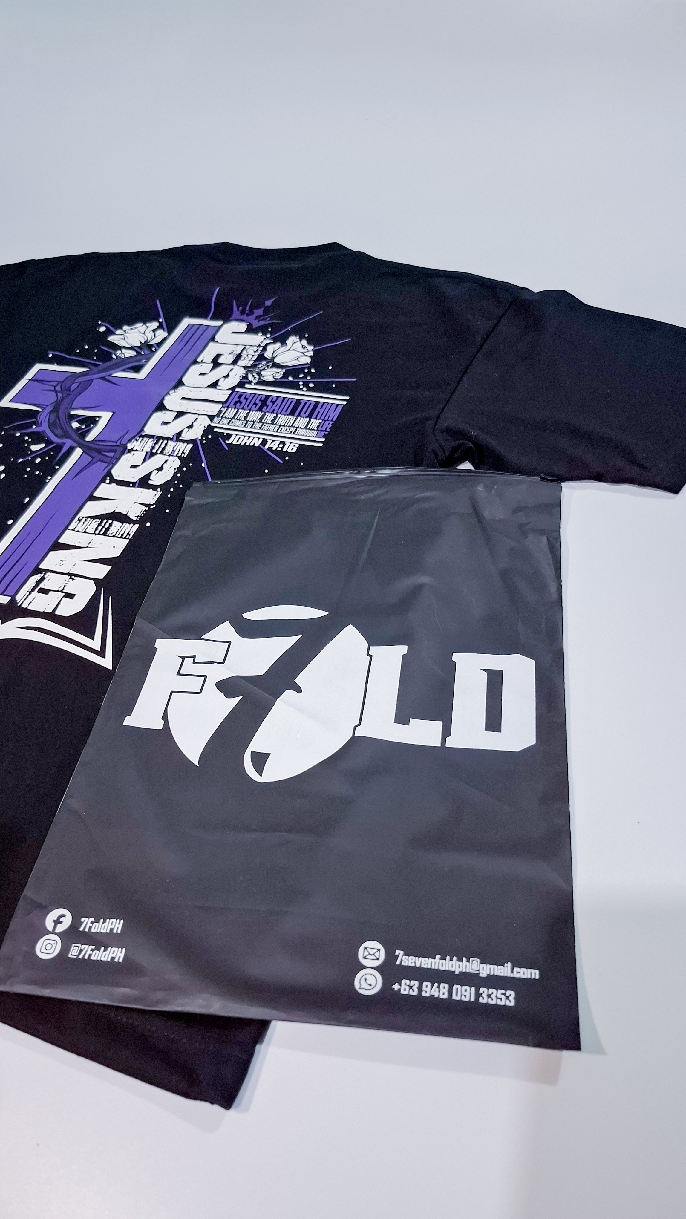 Jesus Is King Oversized Tee