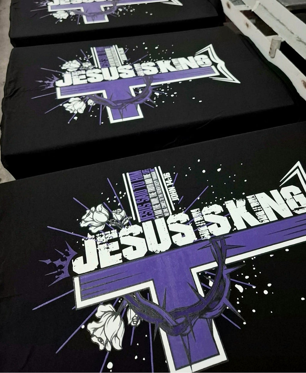 Jesus Is King Oversized Tee